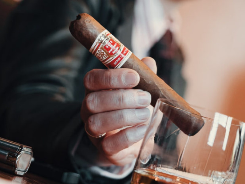 Đánh giá hương vị của Hoyo de Monterrey de Rio Seco